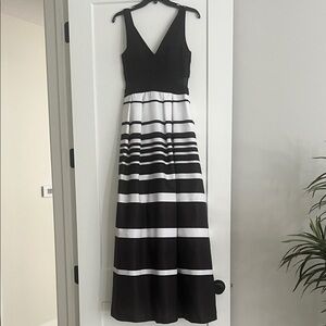 Chic Black and White Striped Maxi Dress